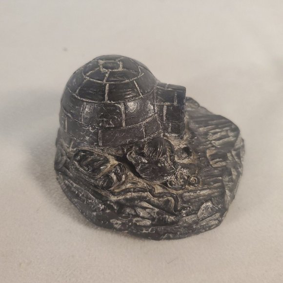 A Wolf Original Canada Igloo Eskimo Inuit Carved Soapstone Handmade Sculpture - Picture 5 of 12